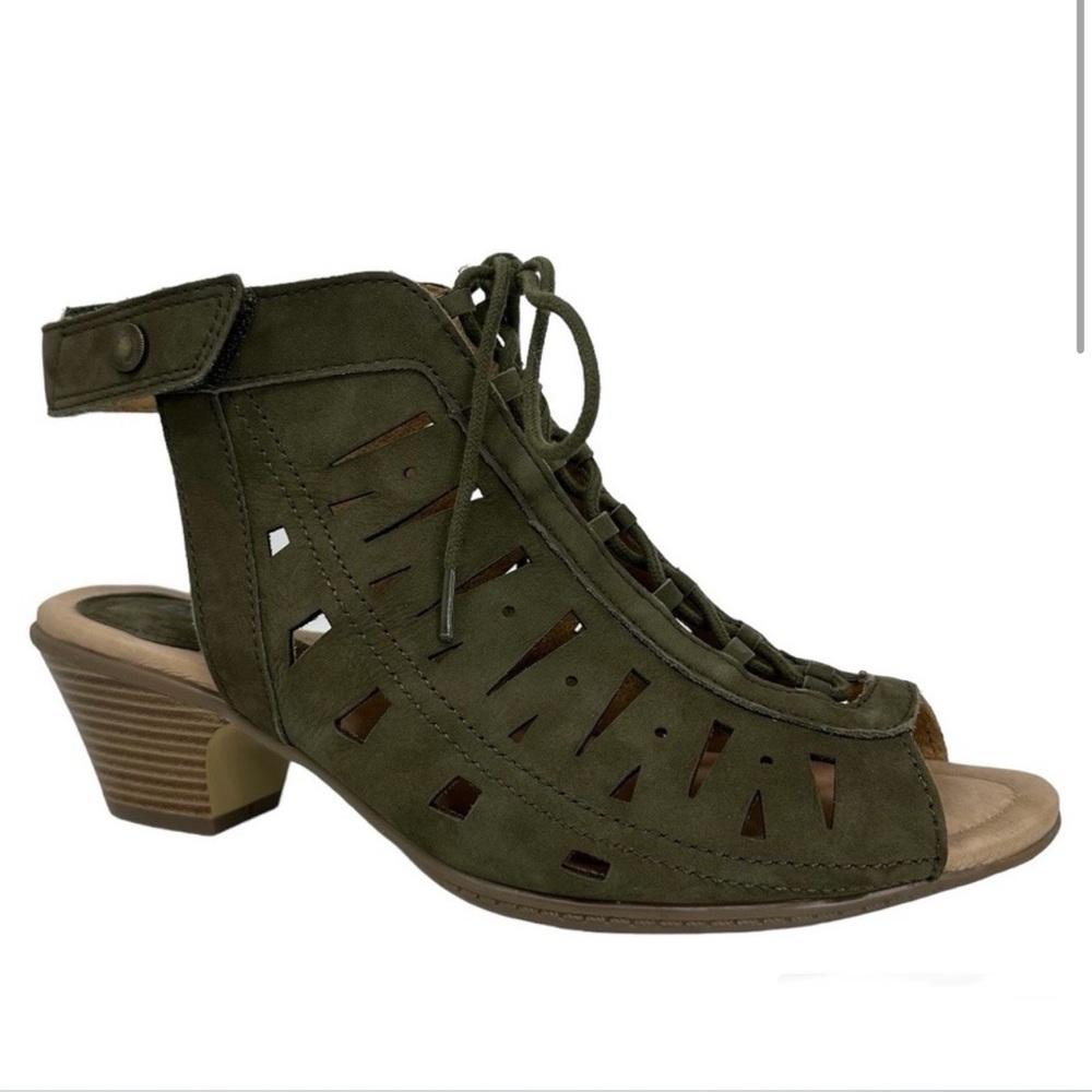 Earth Kristen Wide Women's Dark Olive Dark Olive Soft Buck Strap Sandal
